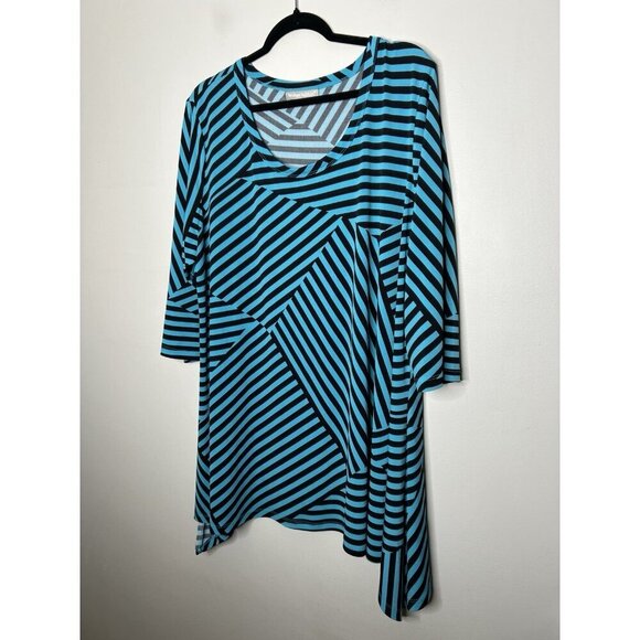 Woman Within Short Sleeve Asymmetrical Striped Top Blue Plus Size 1X 22/24 - Picture 2 of 10
